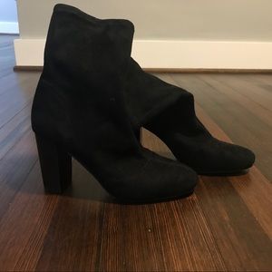 NWOT Vince Camuto Black Suede Booties